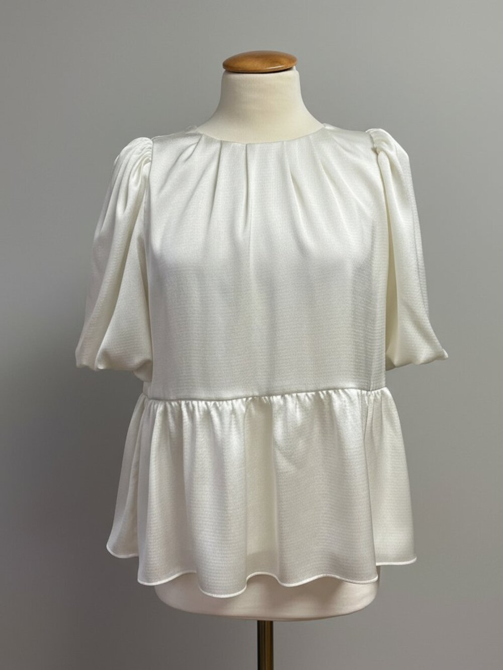Lilly Pulitzer cream satin Blakelynn blouse, size 4